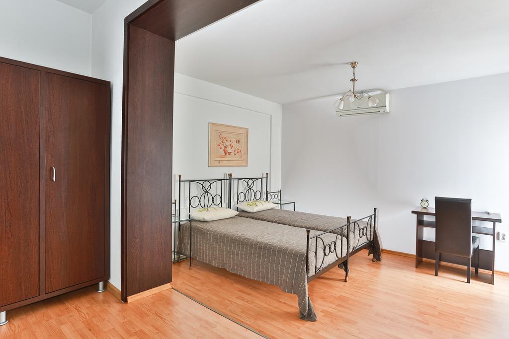 Vatra Accommodation Bukares Bagian luar foto