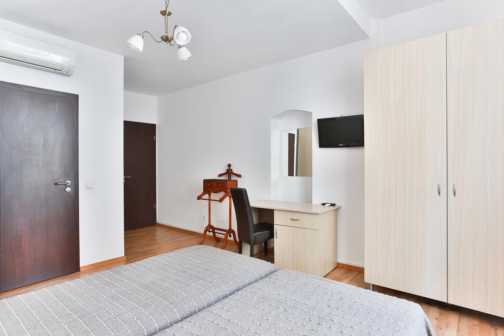 Vatra Accommodation Bukares Bagian luar foto