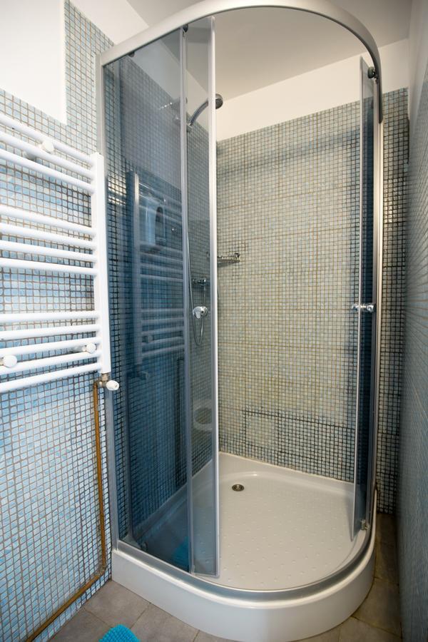 Vatra Accommodation Bukares Bagian luar foto